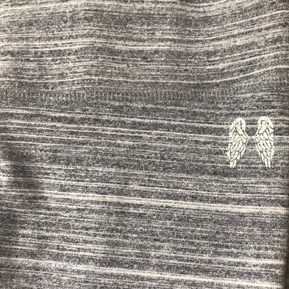 Victoria’s Secret Everywhere Legging - Picture 3 of 10